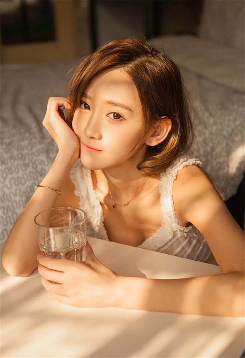 茶香四溢，夏日解暑养生茶